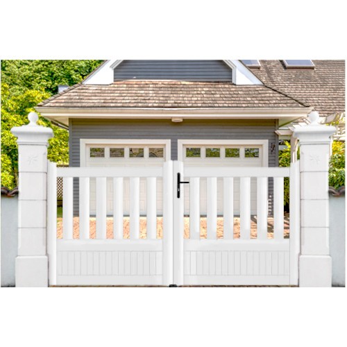 Portail battant PVC standard ETRETAT blanc (présenté en ambiance)