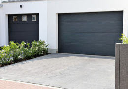 Installer un moteur sur votre porte de garage pour plus de confort